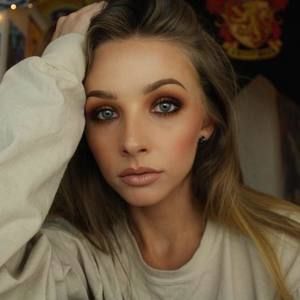 Meet your Posher, Allie